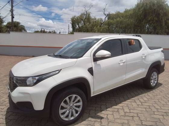 FIAT STRADA 1.3 FIREFLY FLEX FREEDOM CD MANUAL FIAT STRADA 1.3 FIREFLY FLEX FREEDOM CD MANUAL
